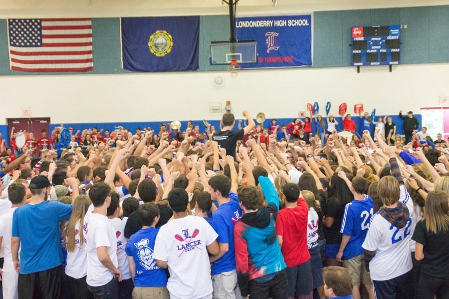 Photo Gallery: Highlights from fall pep rally 2015