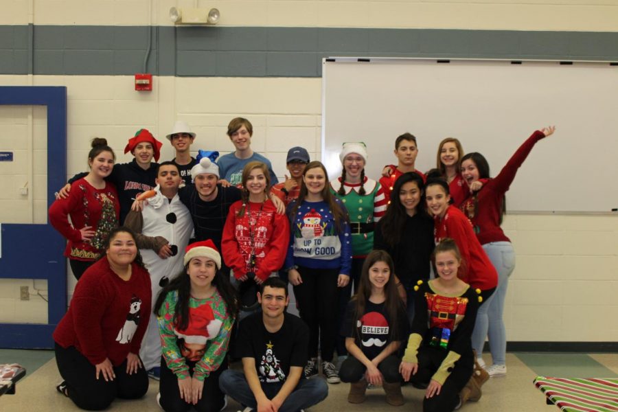 LHS Drama club hosts annual Gingerbread Night