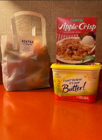 How to make homemade apple crisp with three simple ingredients