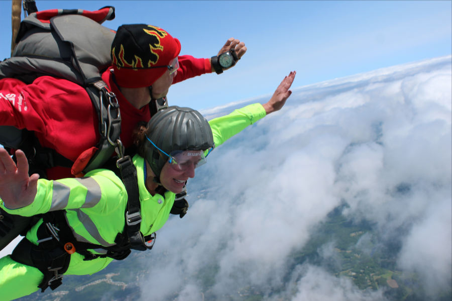 Karen+Ruzicka+enjoys+sky+diving+over+Pepperell+in+2017.++Skydiving+sees+the+diver+drop+approximately+200+feet+per+second.