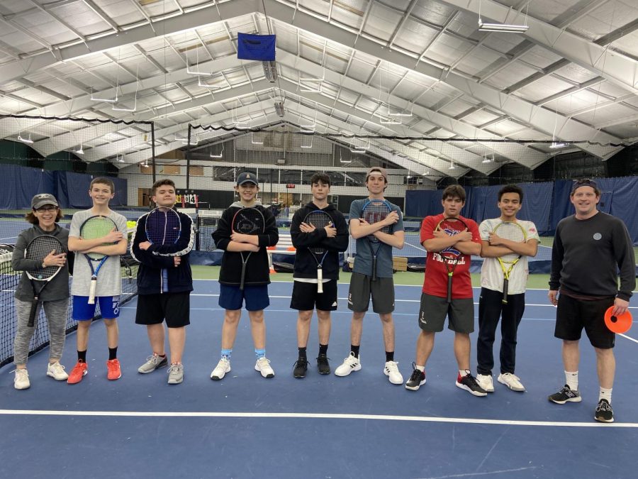 Boys+tennis+prepares+for+the+upcoming+season+after+a+three+year+hiatus.