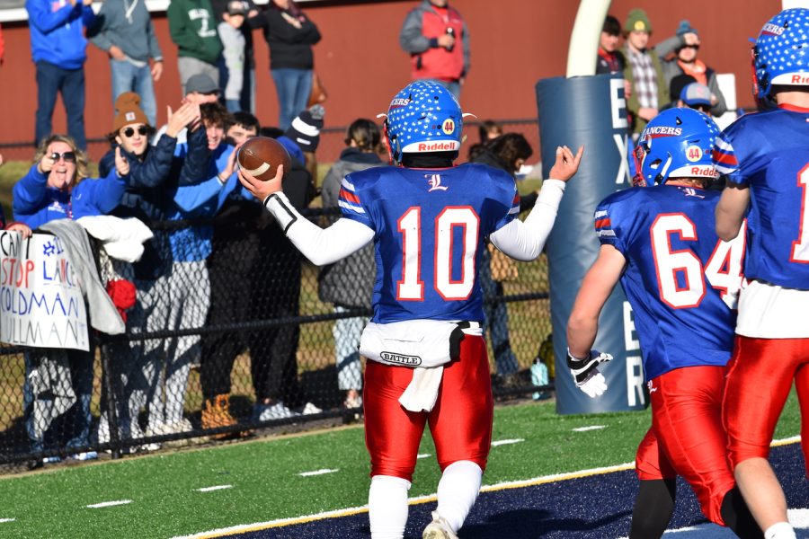 Drew Heenan celebrates in the endzone.