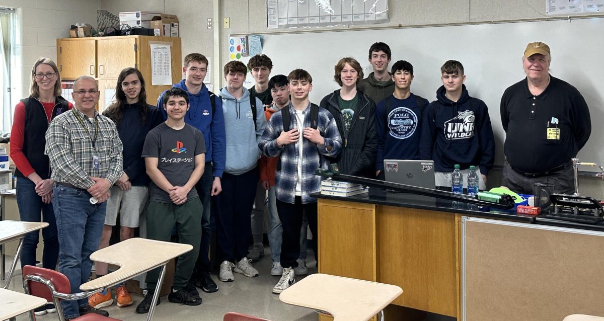  A few members of SNHS and their Advisors, Lisa Fraser and Anthony Cariello, just finished listening to Dr.Smith, leader of the SWUG project. Smith gave a lecture about what the information the students help gather with the magnetometers they build is used for and how it helps predict and monitor space weather. 