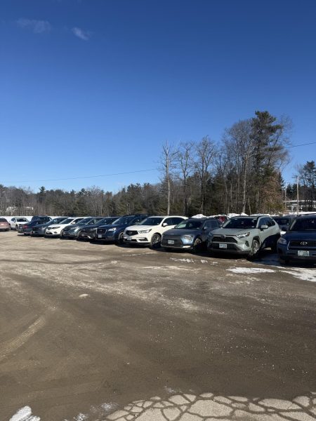 A greater number of cars are parked in plateau on Feb. 12 than usual. Due to the snowfall and lower temperatures, students without a parking pass have been parking their cars in plateau to avoid the treacherous walk from the Recs, even though it is not permitted. This has left an extremely limited amount of spots open for students arriving back to school after an open-campus period.

